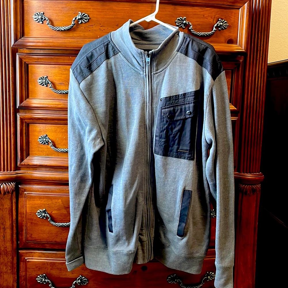 Marc Ecko Cut & Sew black and gray size extra large men’s